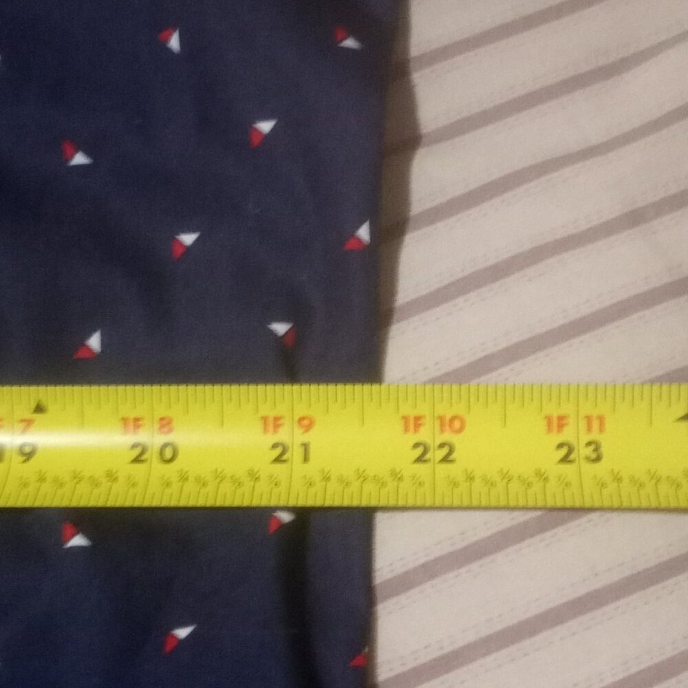 Untuckit Shirt Mens Large L Blue Geometric Nautical Preppy Performance Decoy WF - Picture 10 of 11